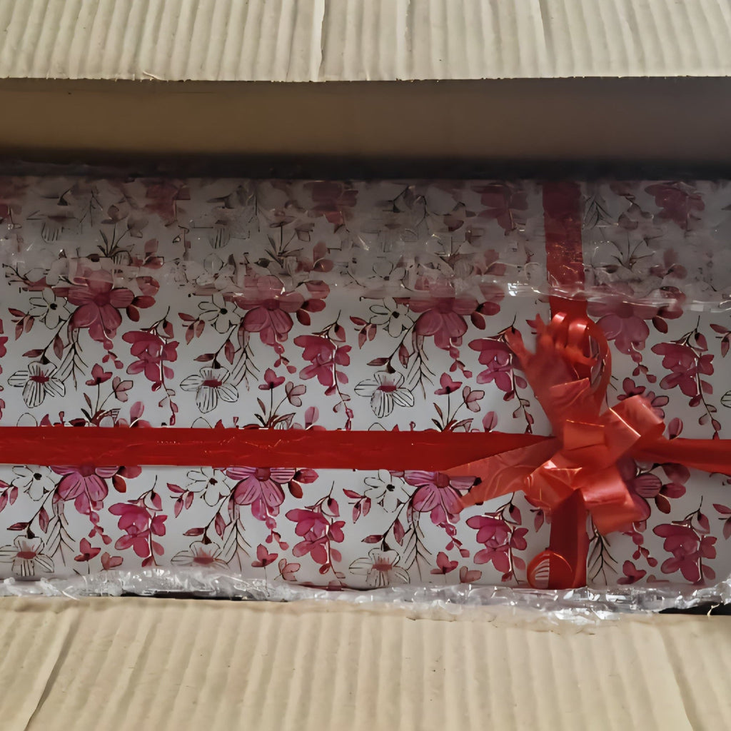 Luxury hamper gift set with gift wrap