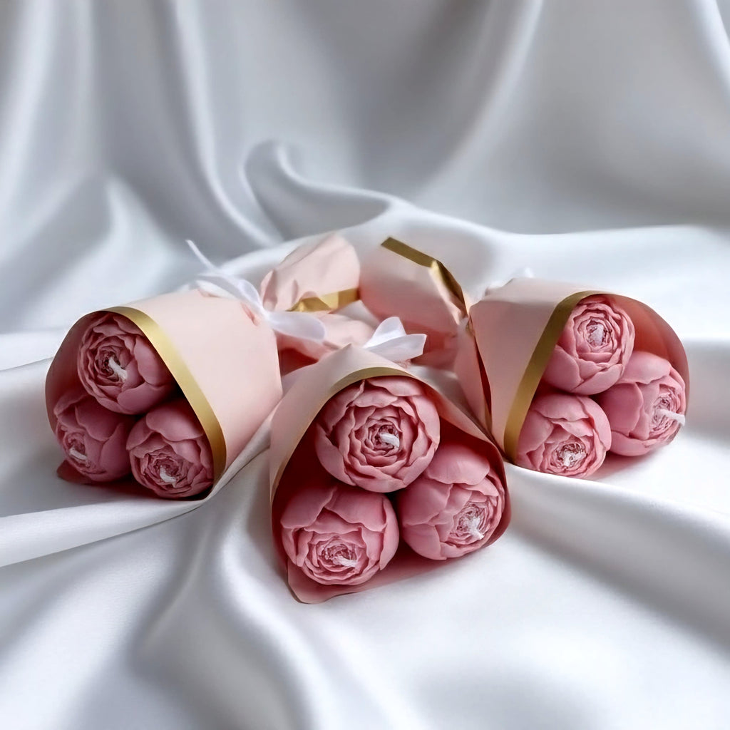 Rose Bud Bouquet Candle